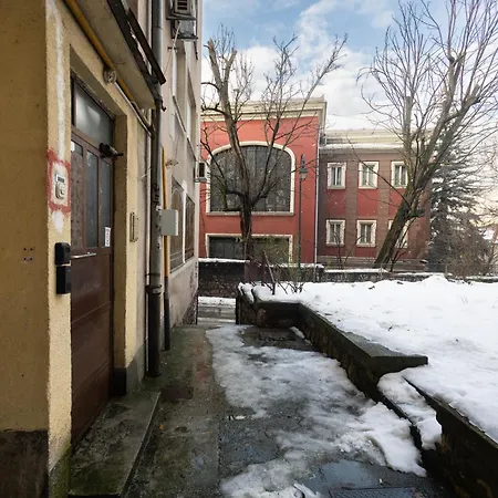 In The Center アパート